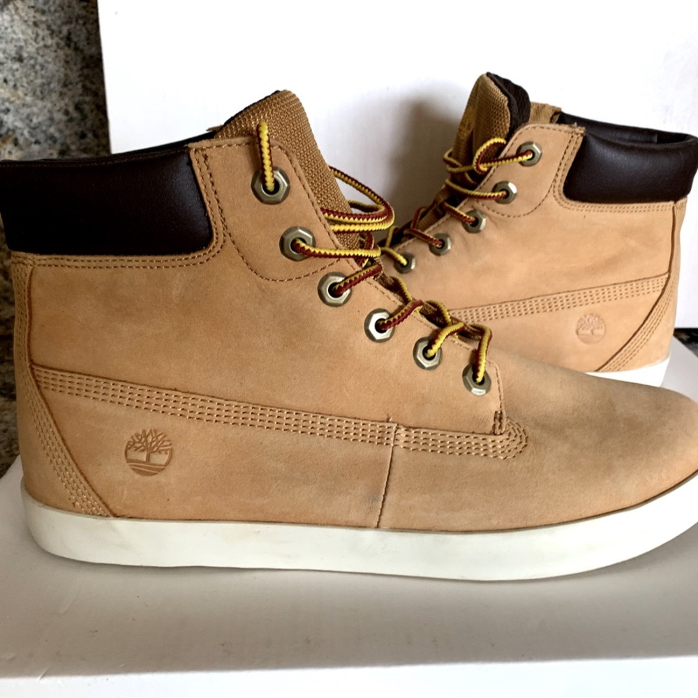NEW Timberland high top boots